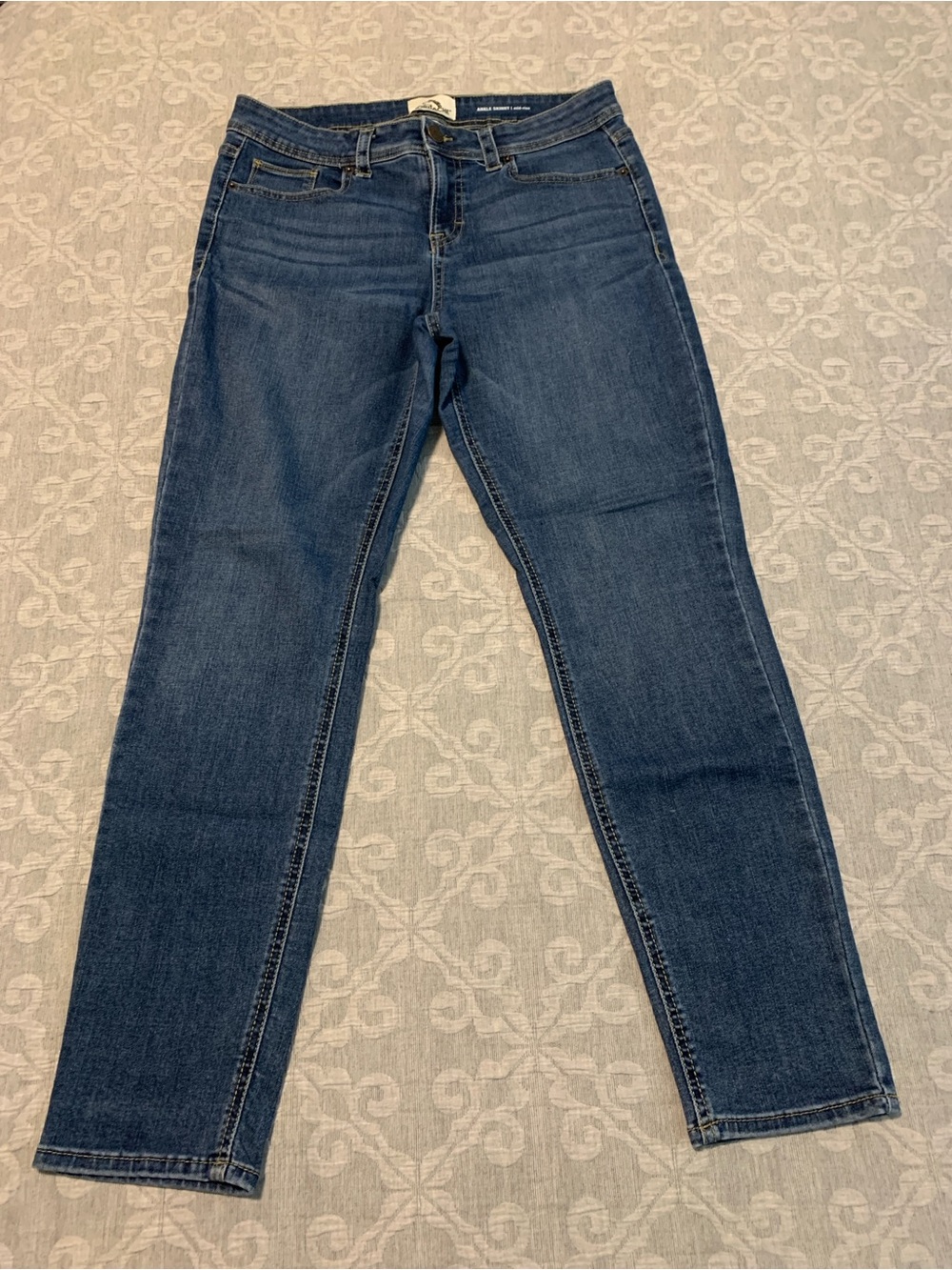Jordache Mid-Rise Ankle Skinny Denim Jeans in Dark Blue (Size 10)